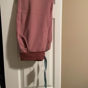 Mineral mauve high waisted 2.0 Zamora jogger (size small, fits like an XS) BNWT